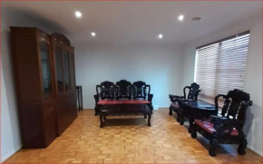 A Unique Holiday Home between Avalon Airport and Melbourne CBD, Werribee